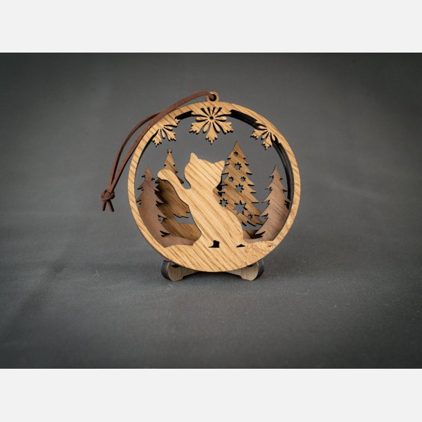 Kat m. tr&#2013265926er &amp; snefnug